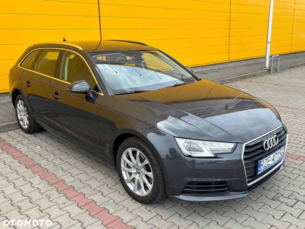 Audi A4 Avant 2.0 TDI S tronic - 11
