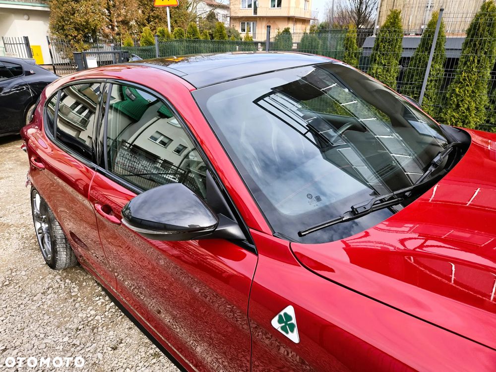 Alfa Romeo Stelvio 2.9 V6 Bi-Turbo Quadrifoglio Q4 - 3