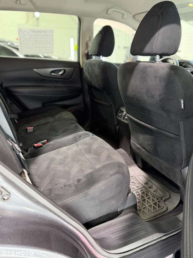 Nissan Rogue - 13