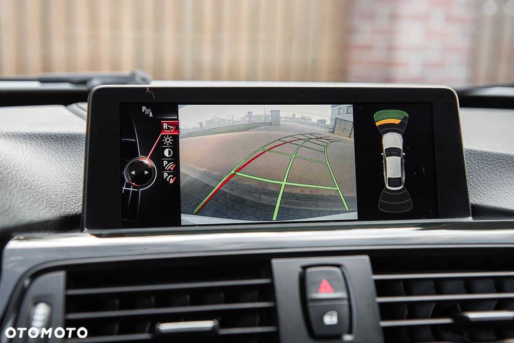 BMW 3GT 328i Sport-Aut Sport Line - 20