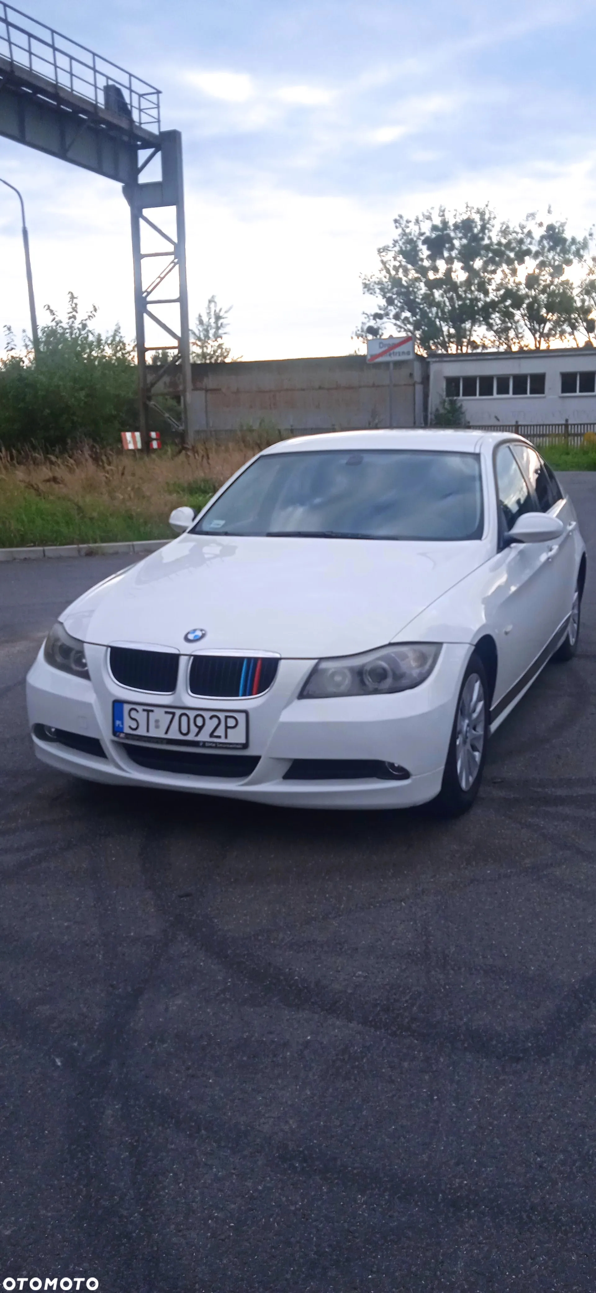 BMW Seria 3 318i - 2