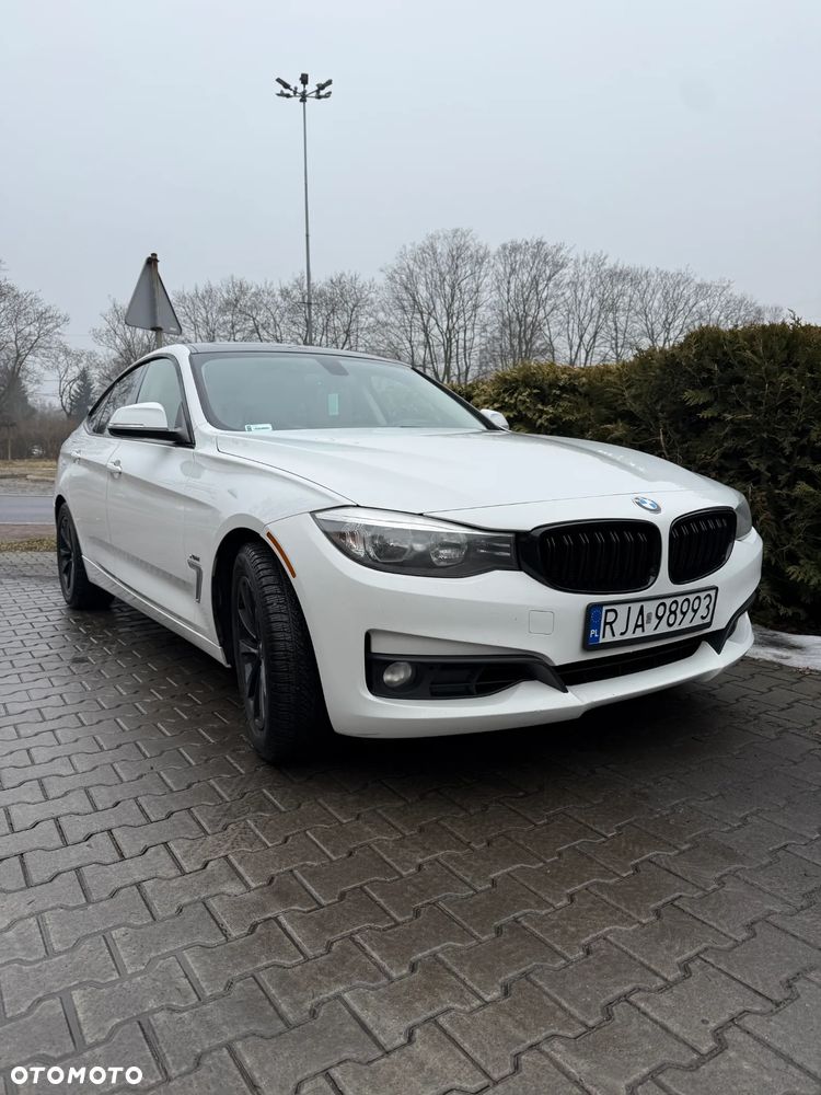 BMW Seria 3 328i xDrive - 1