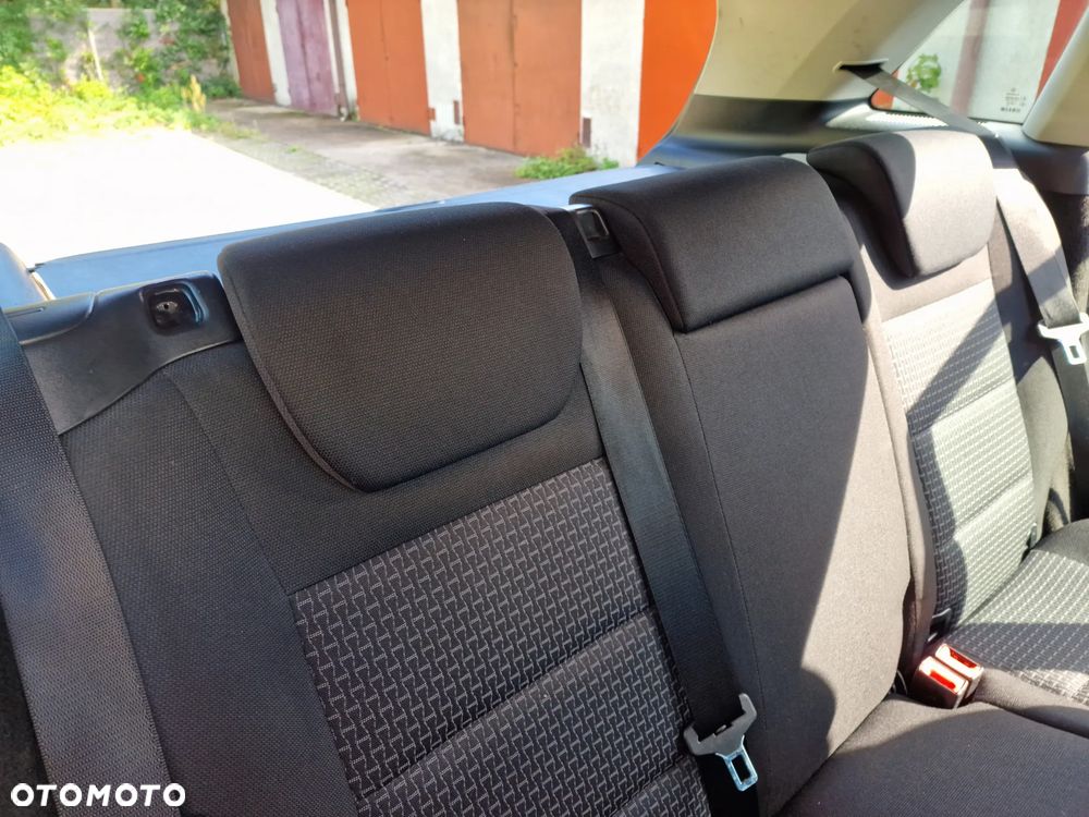 Mercedes-Benz Klasa B 180 CDI Autotronic - 26