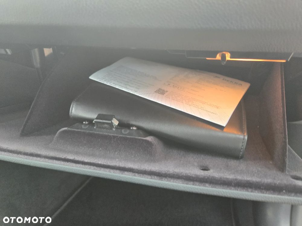BMW Seria 3 318i Edition Exclusive - 22