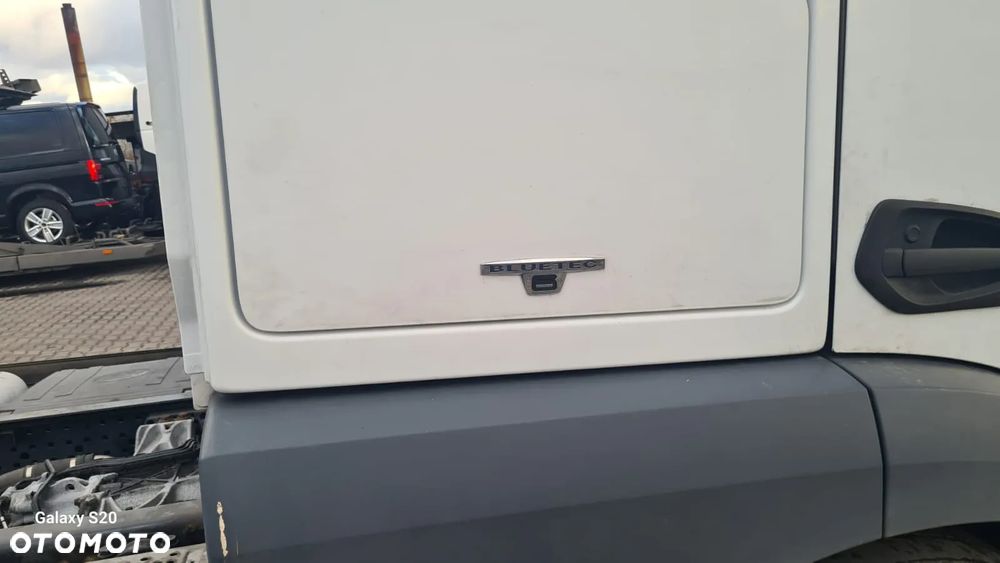 Mercedes-Benz actros - 16