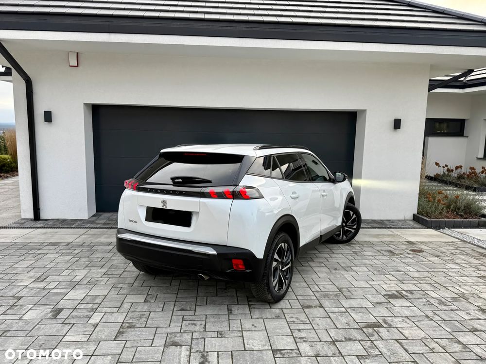 Peugeot 2008 1.5 BlueHDi Allure S&S EAT8 - 12