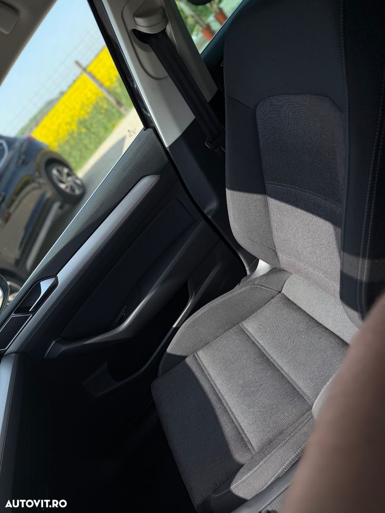 Volkswagen Passat 2.0 TDI Comfortline - 21