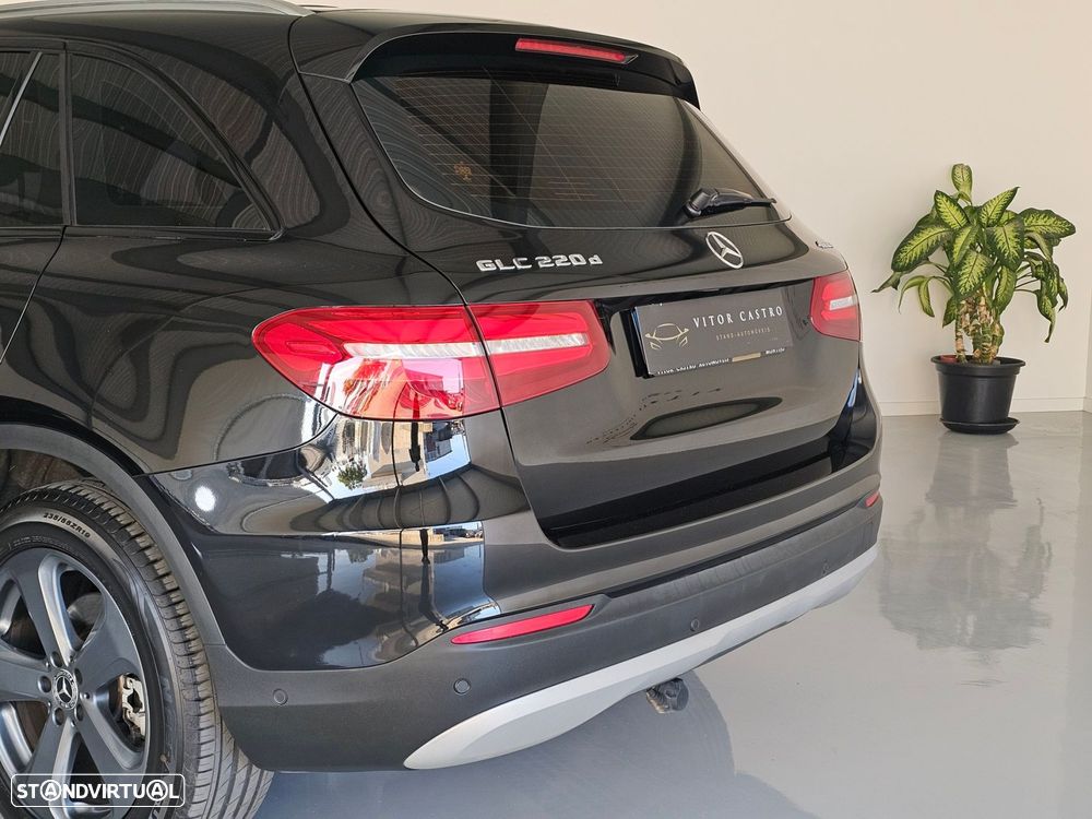 Mercedes-Benz GLC 220 d 4Matic 9G-TRONIC Edition 1 - 8