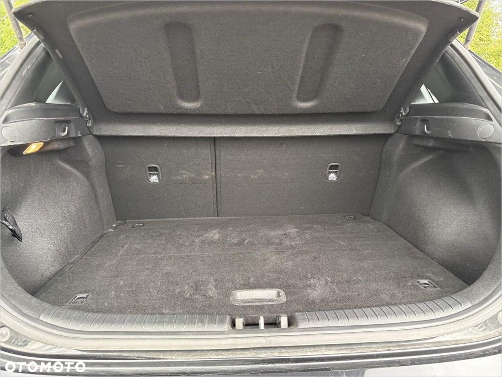 Kia Ceed 1.5 T-GDI M - 15