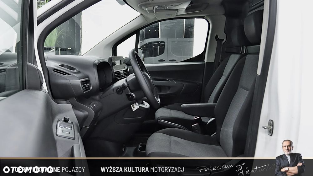 Toyota Proace City 1.5 D-4D Long 2,3t Active (bryg.) - 17