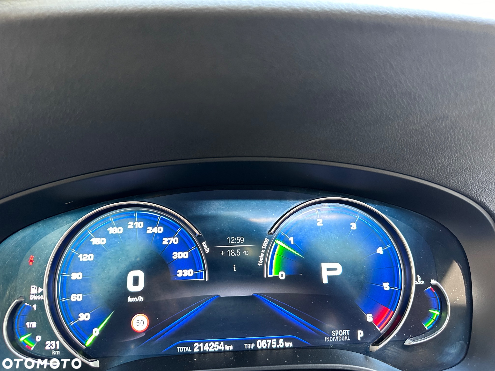 BMW Seria 5 520d xDrive M Sport sport - 32