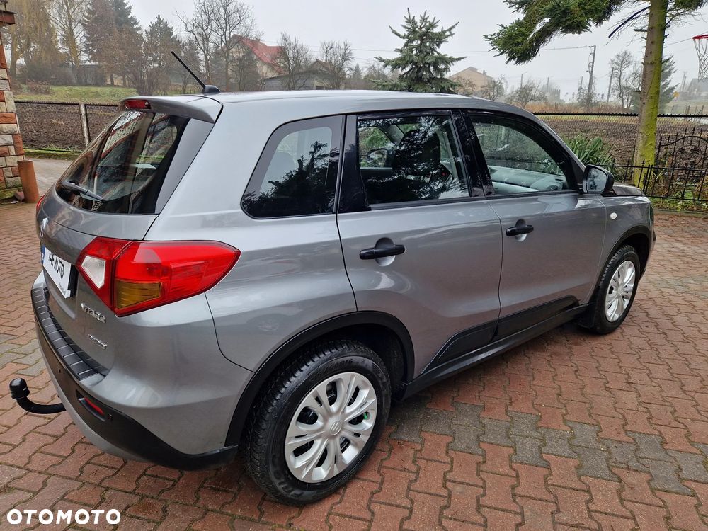 Suzuki Vitara 1.6 Comfort 4WD - 37