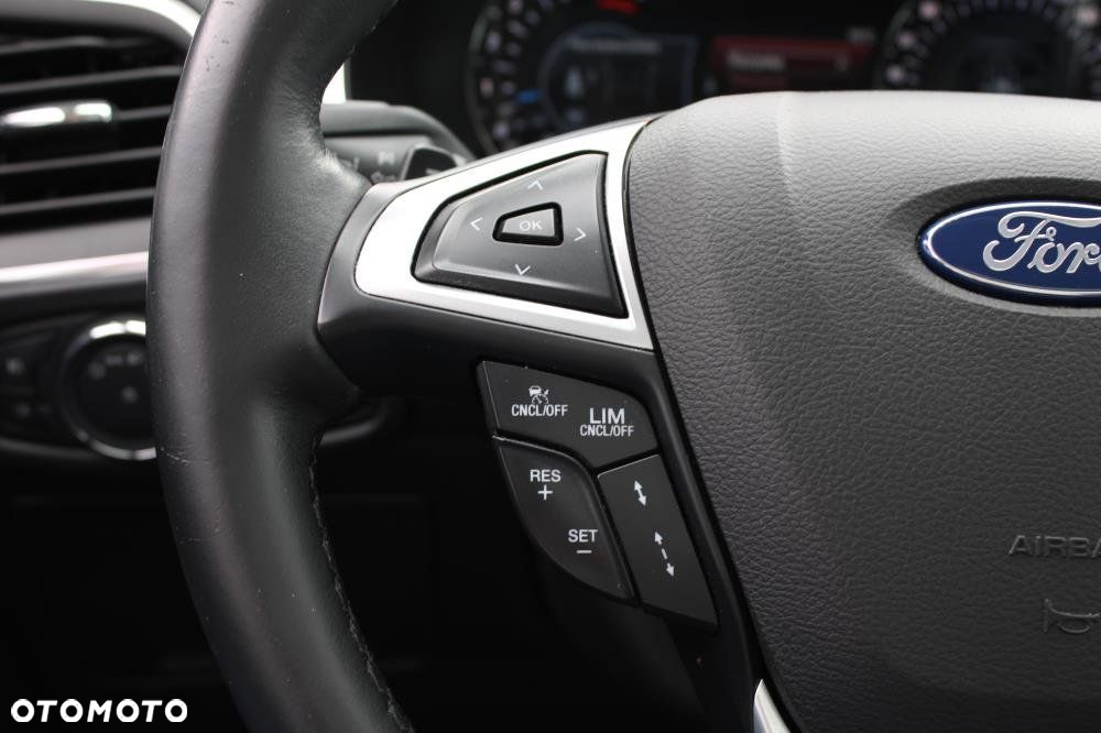 Ford S-Max - 21