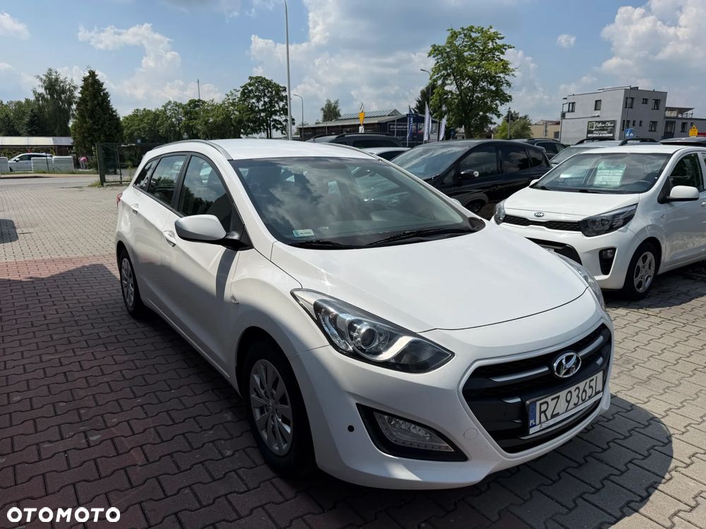 Hyundai i30 1.6 GDI Classic - 1