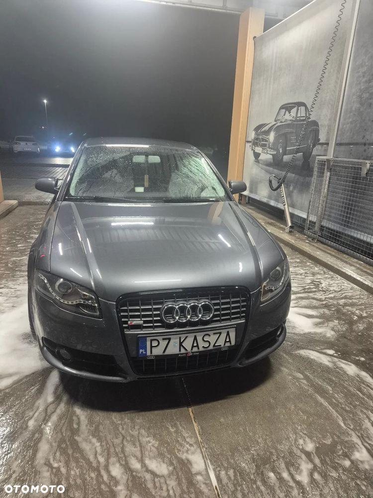 Audi A4 Limousine 2.0T FSI - 12