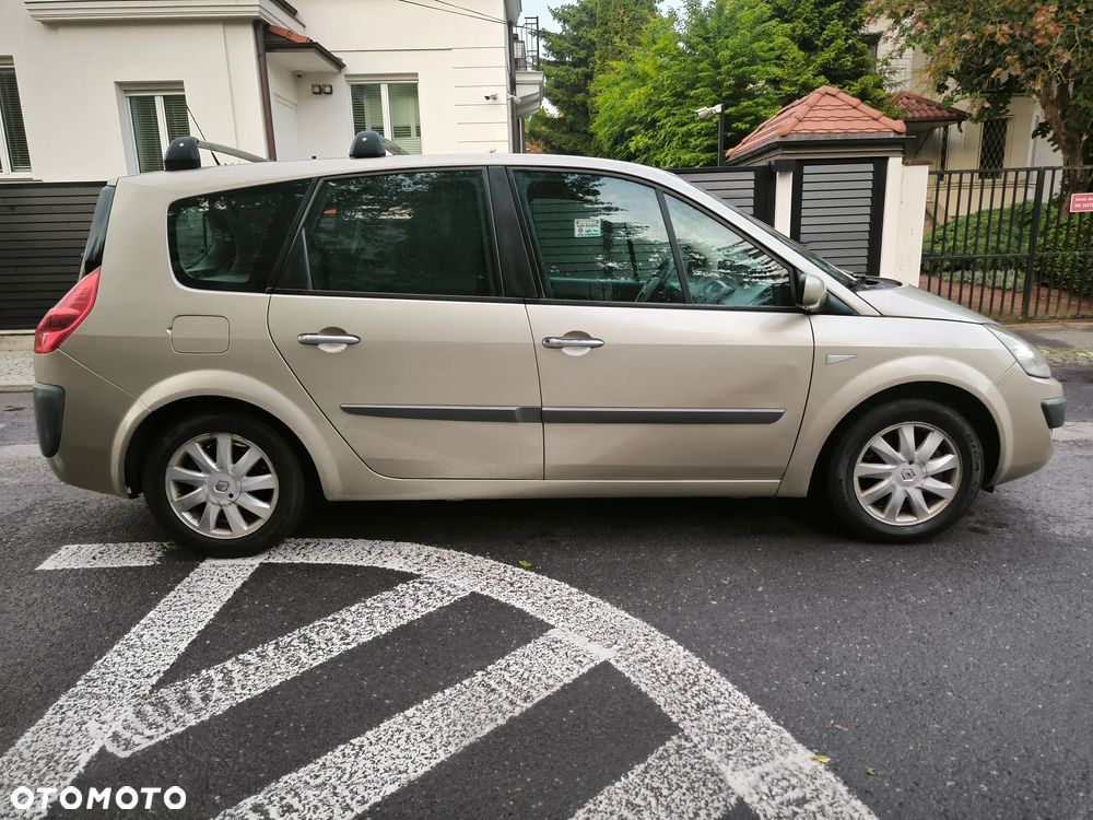 Renault Grand Scenic 1.9 dCi FAP Exception - 17