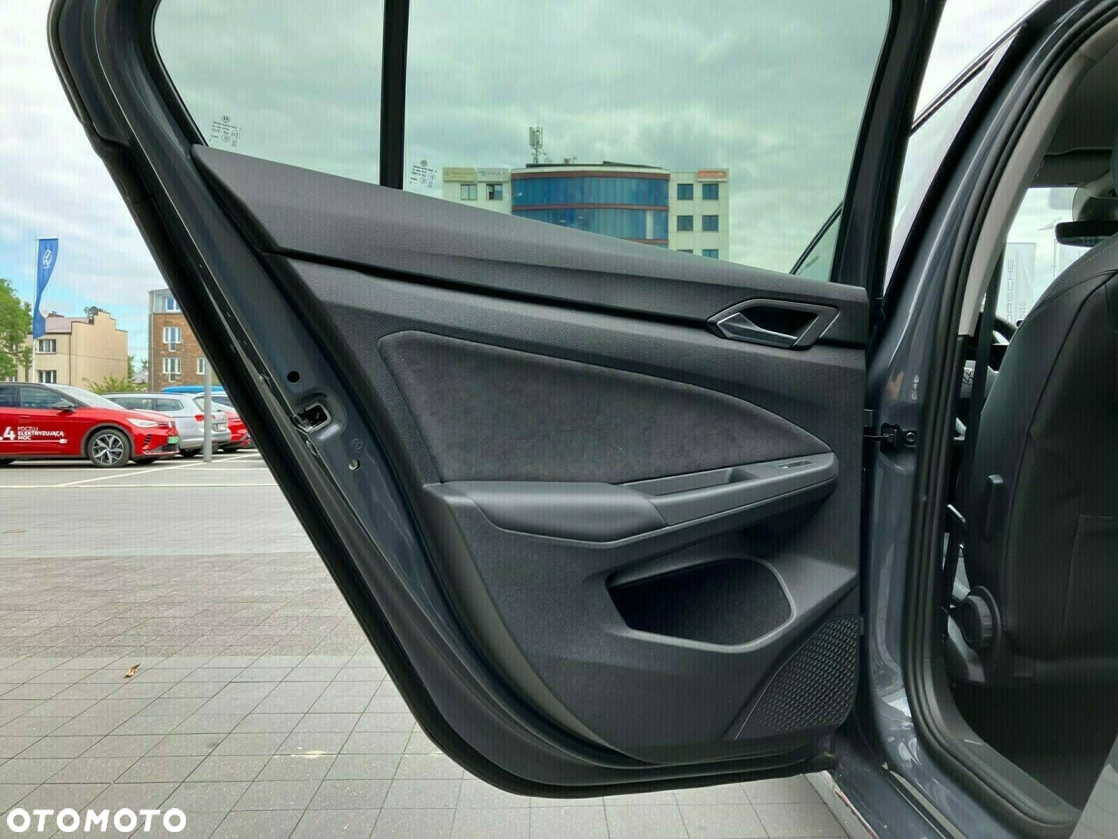 Volkswagen Golf - 19