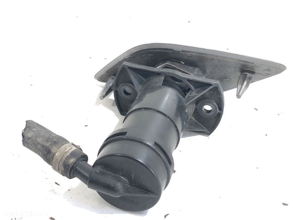 SPRYSKIWACZ REFLEKTORA PRAWY PRZÓD  AUDI A6 C6 Avant (4F5) 2004 - 2011 2.0 TFSI 125 kW [170 KM] - 4