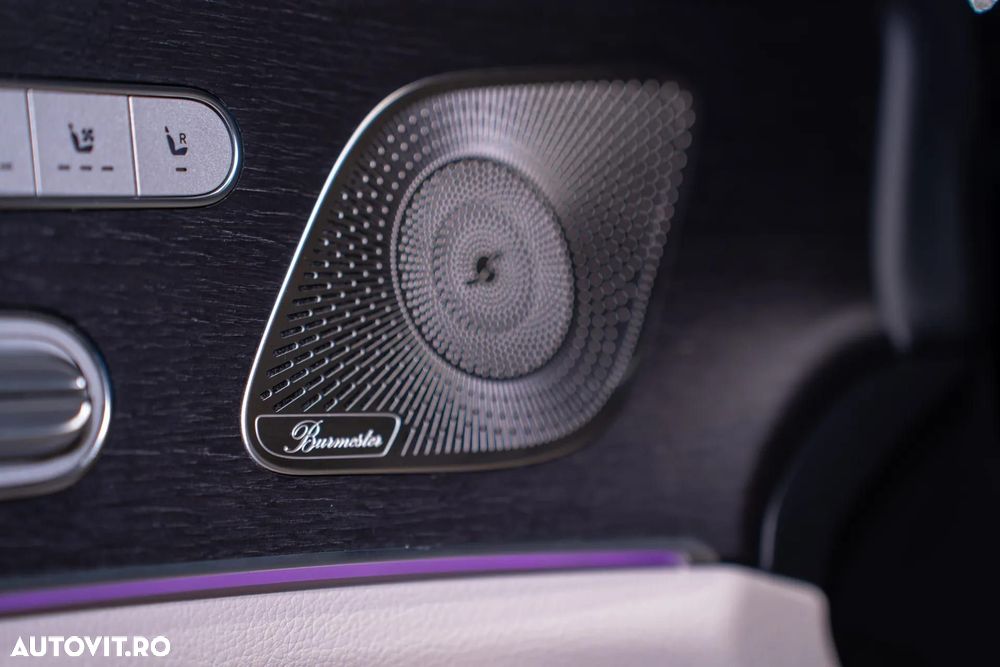 Mercedes-Benz GLS - 27