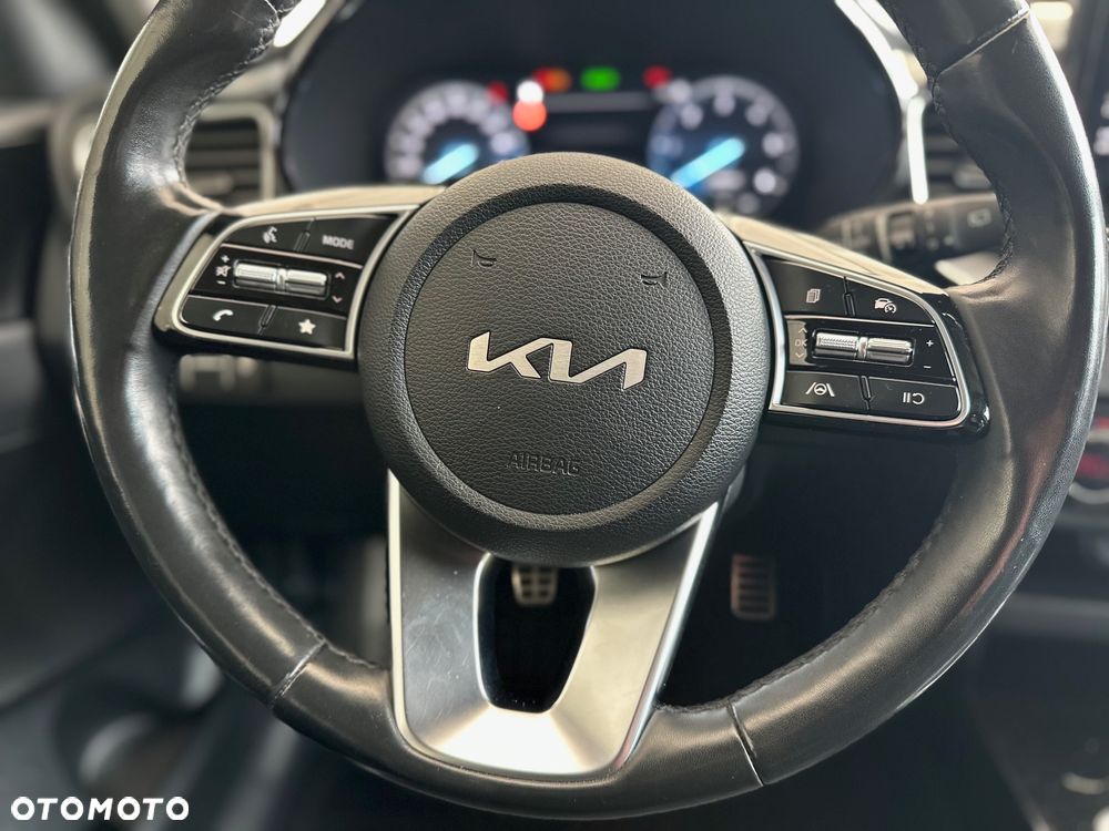 Kia Ceed 1.6 CRDi mHEV L Business Line - 23