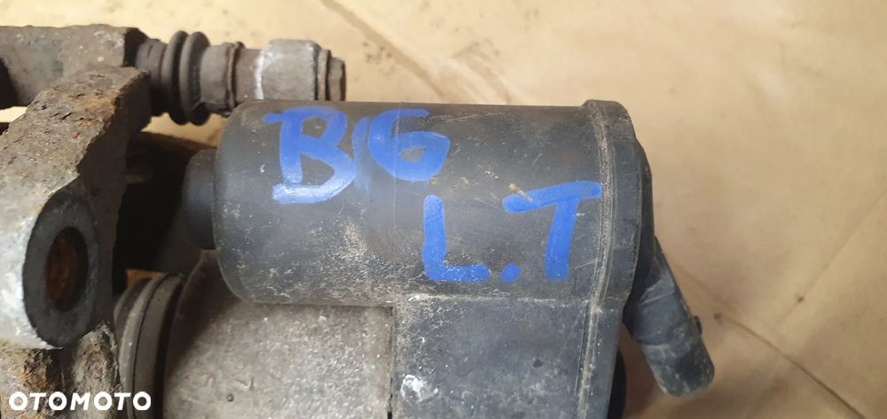 Zacisk hamulcowy lewy tył tylny lewy VW Passat B6 - 7