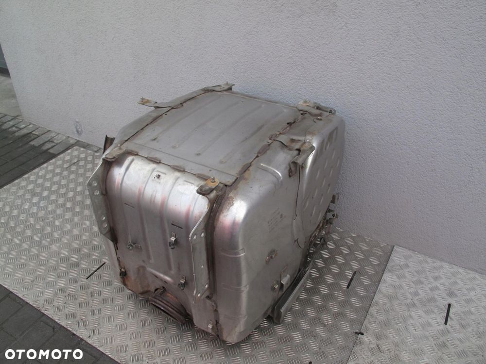 TŁUMIK KATALIZATOR Z DPF SCANIA R S - 2