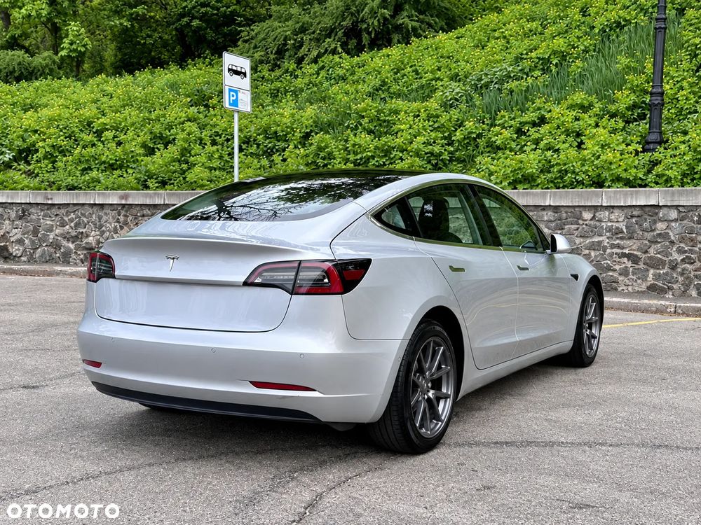 Tesla Model 3 Premium Langstreckenbatterie AWD Dual Motor - 7