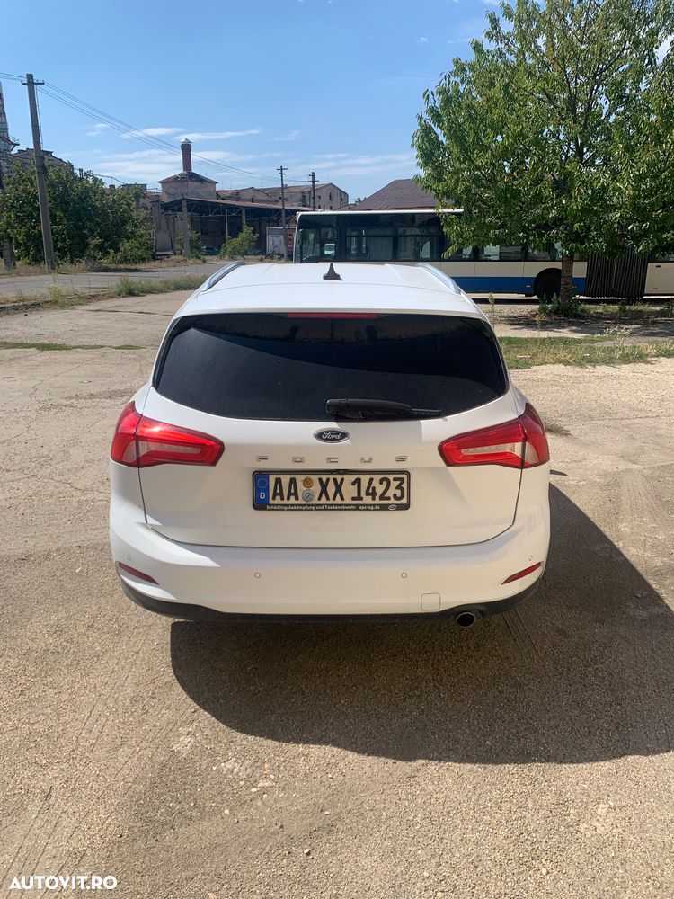 Ford Focus 1.5 TDCi DPF Start-Stopp-System COOL&CONNECT - 5