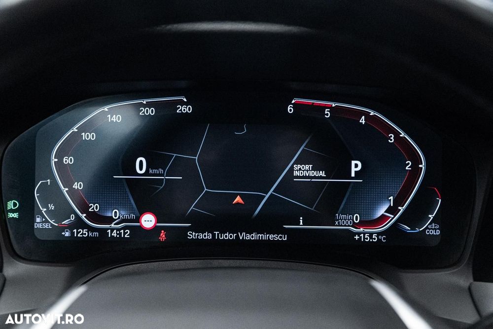 BMW Seria 3 316d Aut. Sport Line - 32