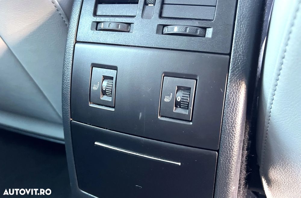 Skoda Octavia 2.0 TDI Laurin & Klement - 11