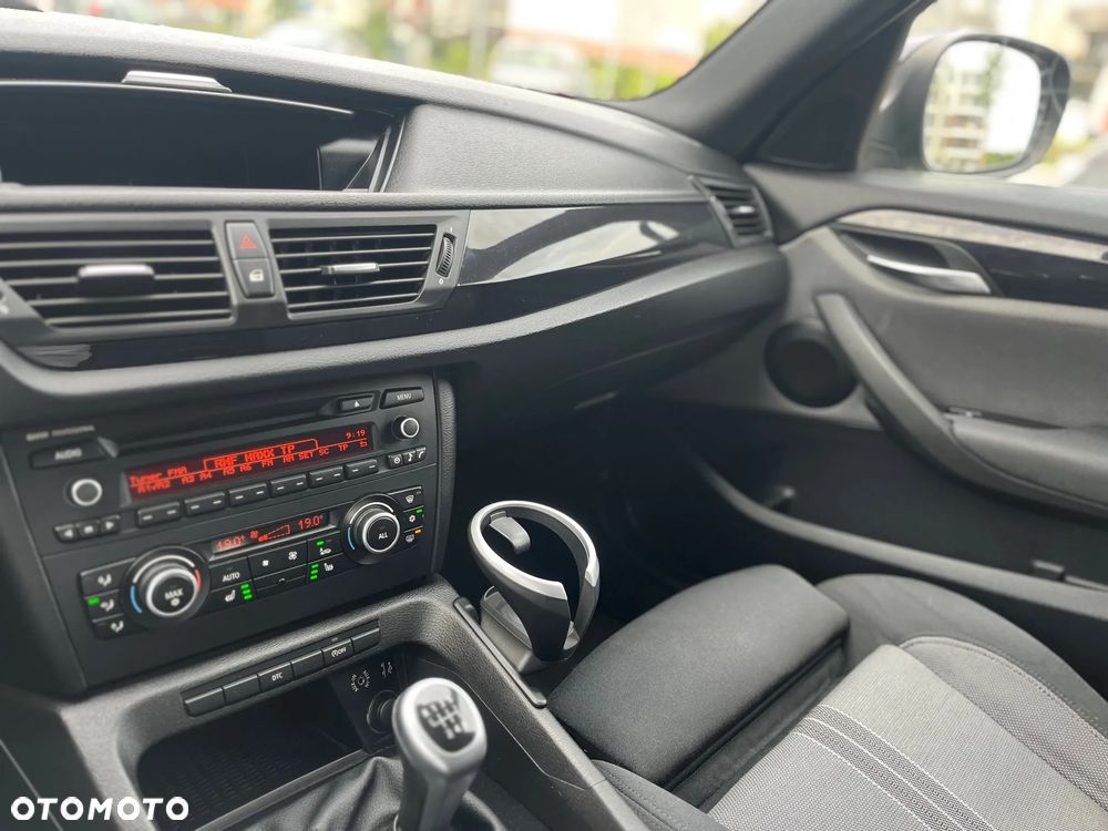 BMW X1 sDrive18d - 24