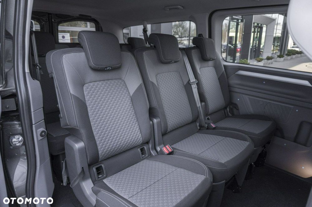 Volkswagen Caravelle - 16