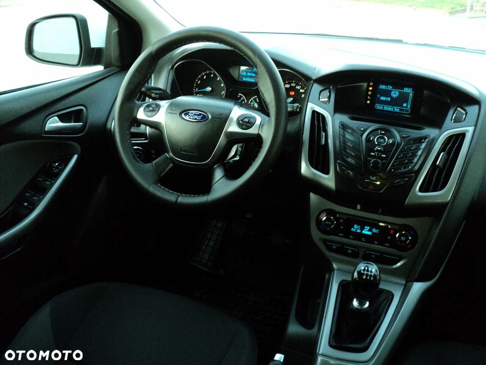 Ford Focus 1.6 EcoBoost Titanium - 16