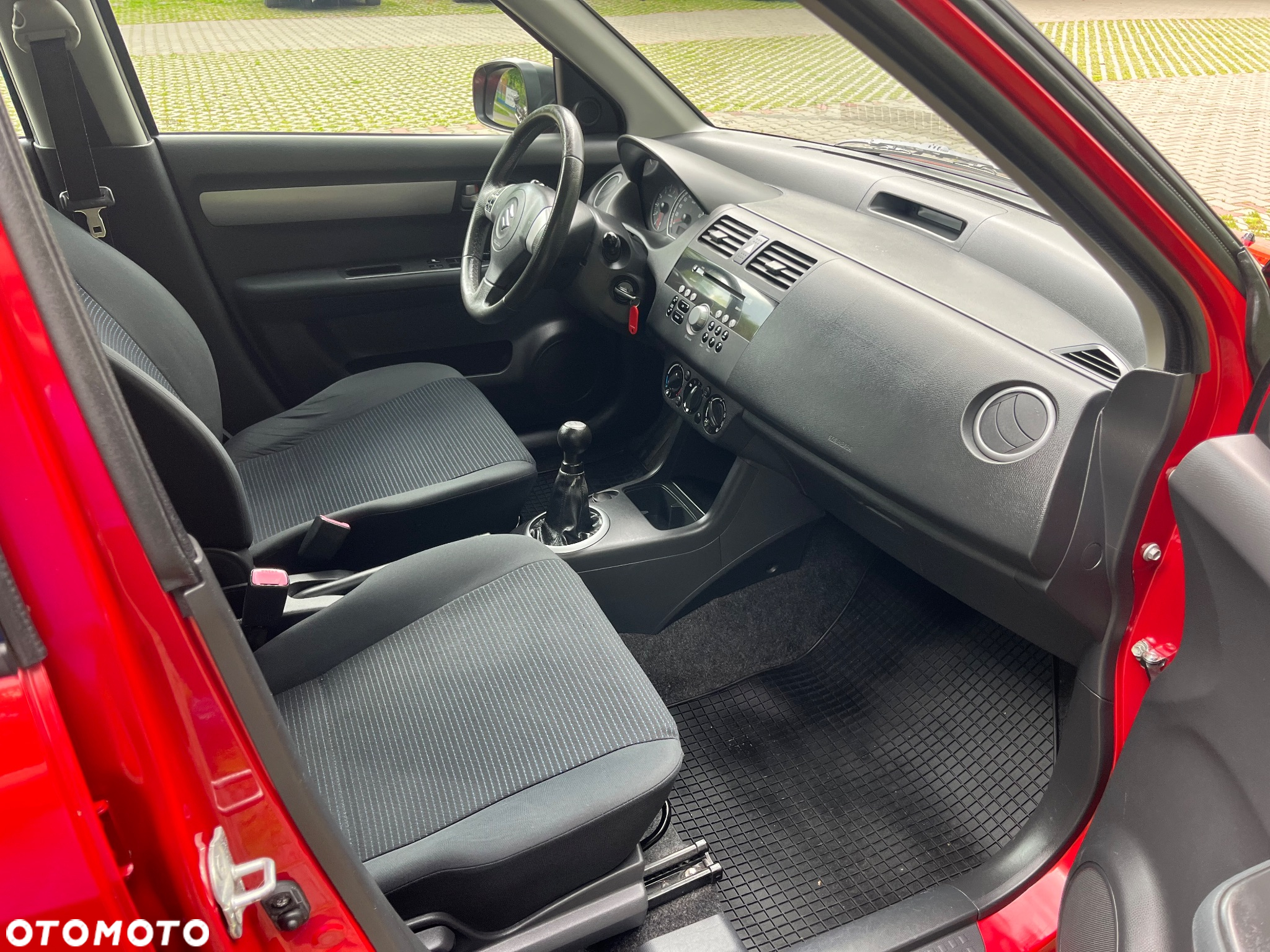 Suzuki Swift - 11
