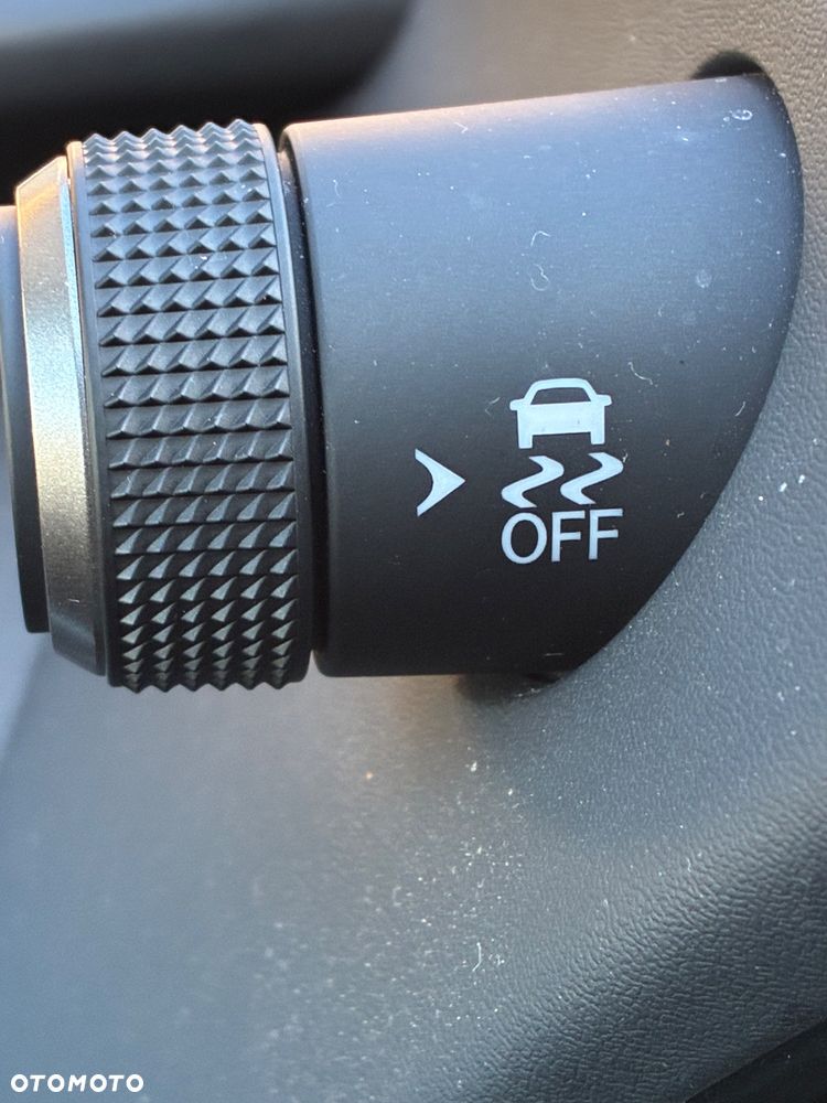 Lexus UX 250h F Sport 2WD - 24