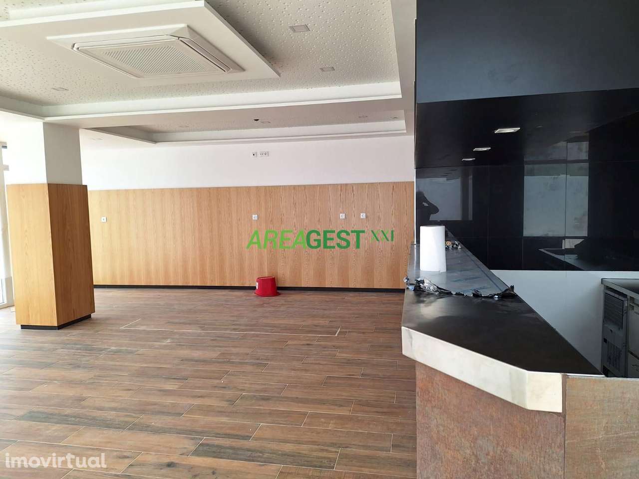 Loja para Venda com rendimento, localizada em Ericeira - Grande imagem: 2/15