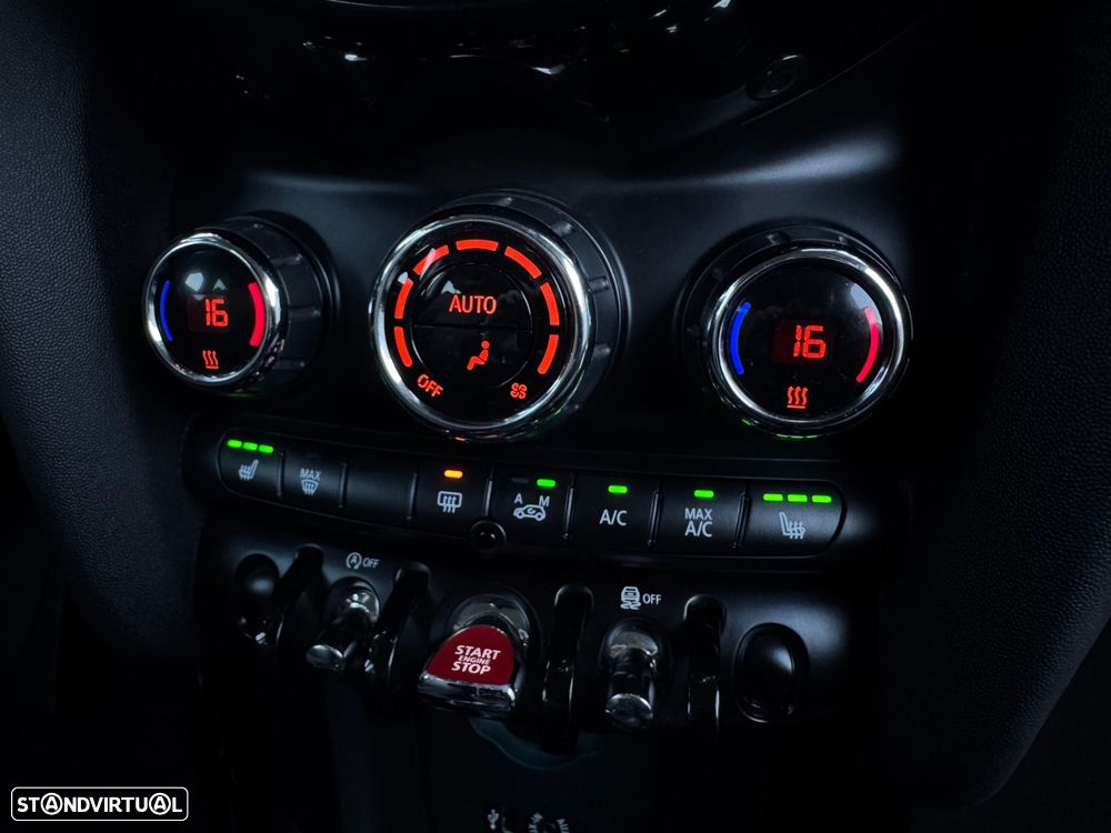 MINI 3 Portas Cooper D - 13