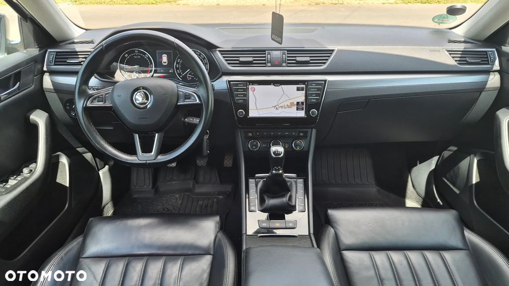Skoda Superb 2.0 TDI Style - 25