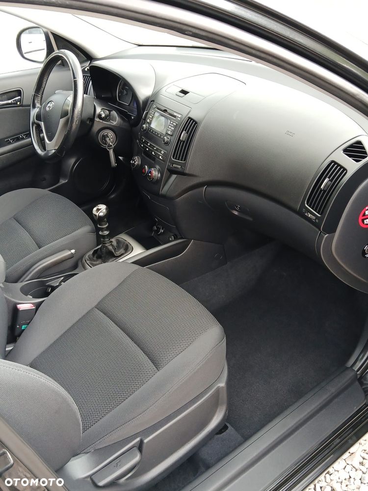 Hyundai i30 1.6 CRDI Comfort - 12