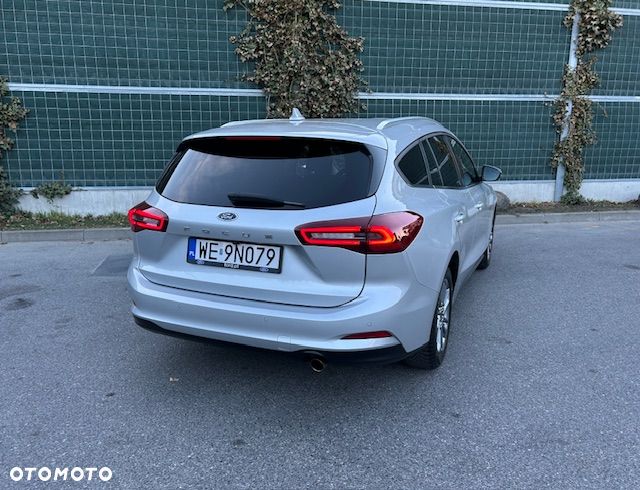 Ford Focus 1.0 EcoBoost Titanium X - 13