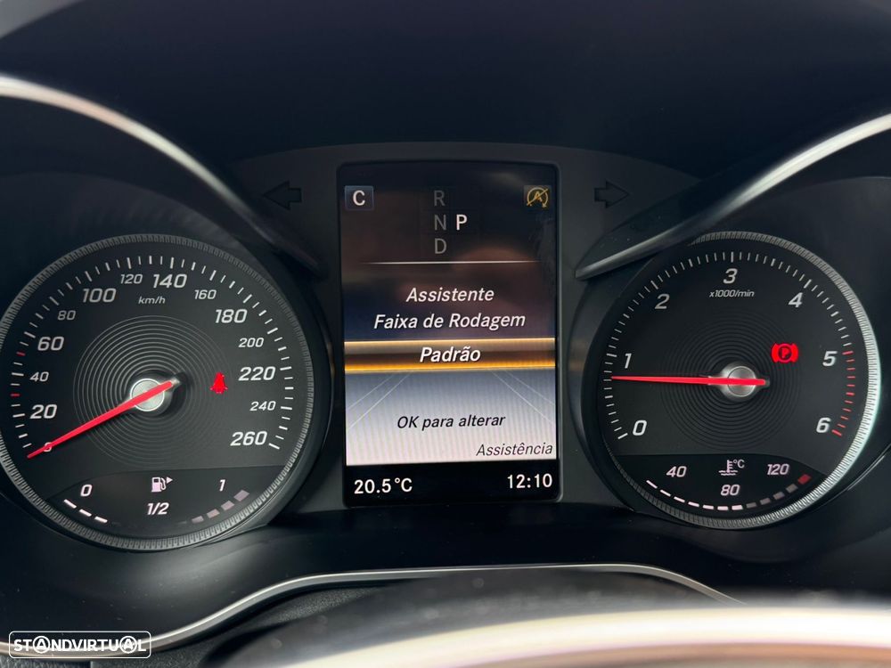 Mercedes-Benz GLC 250 d Coupé AMG Line 4-Matic - 32