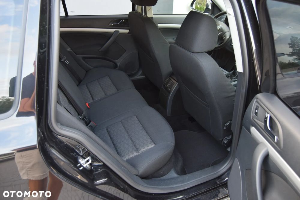 Skoda Octavia 1.6 TDI Premium Edition - 17