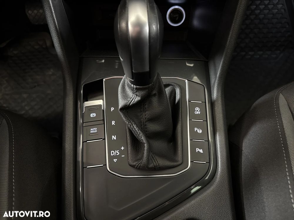 Volkswagen Tiguan - 17