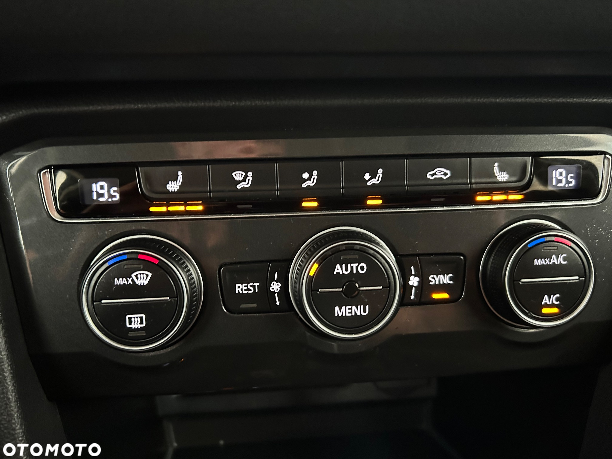Volkswagen Tiguan 2.0 TDI 4Mot R-Line Plus DSG - 38