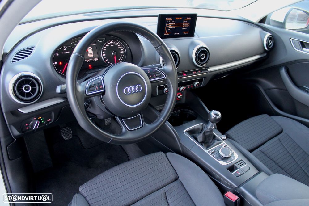 Audi A3 Limousine 1.6 TDI ultra Attraction - 6