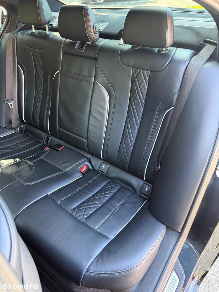 BMW Seria 5 M550i xDrive - 7
