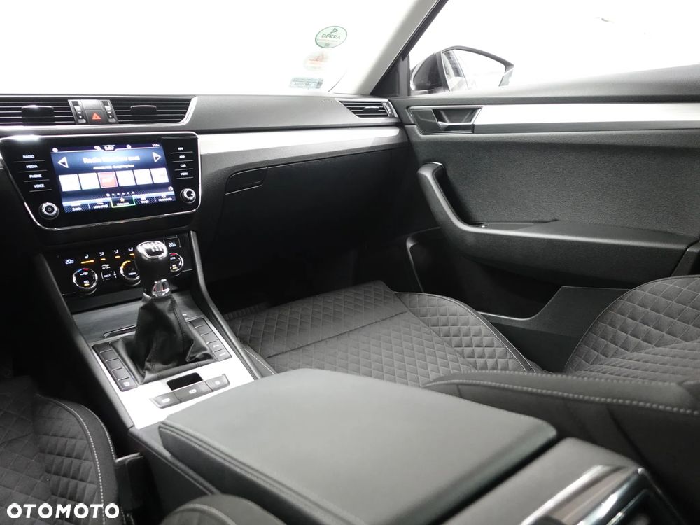 Skoda Superb 1.5 TSI ACT Ambition - 26