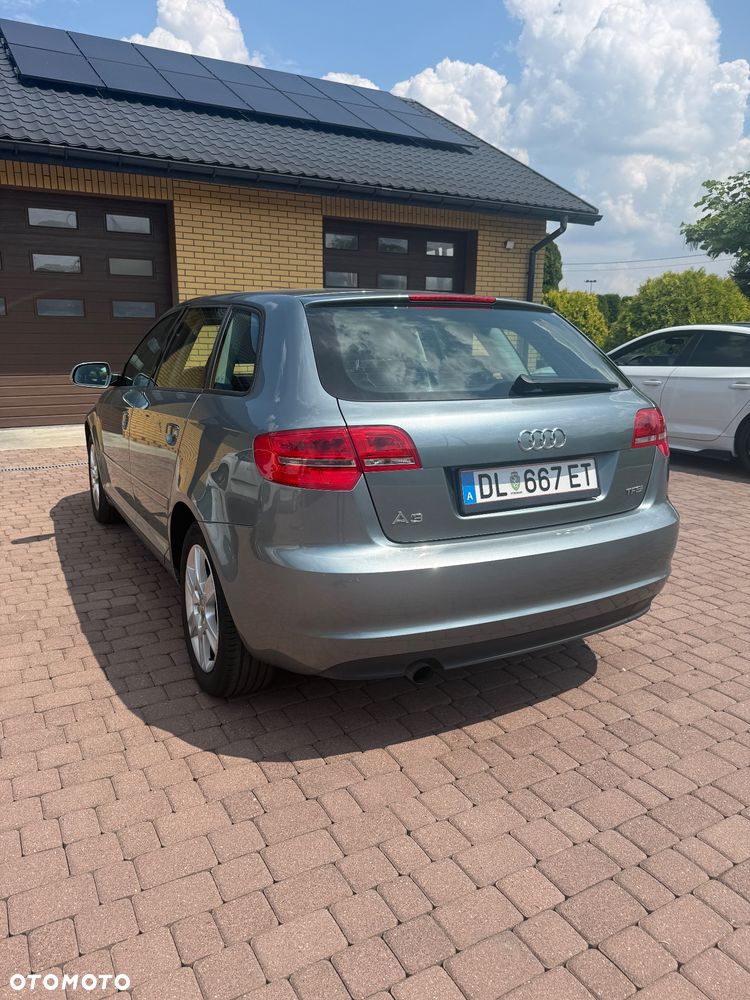 Audi A3 Sportback 1.2 TFSI Ambiente - 2