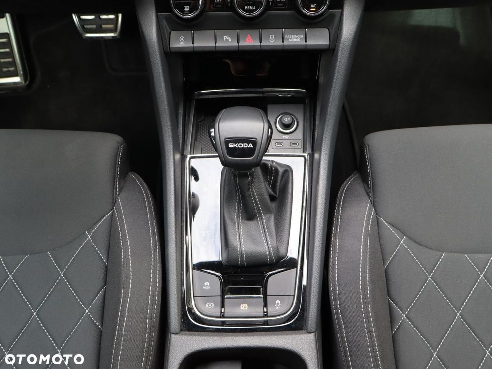 Skoda Karoq 1.5 TSI ACT 4x2 Sportline DSG - 17
