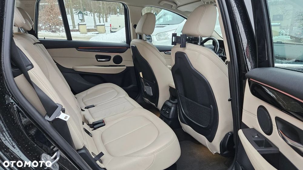 BMW Seria 2 218d Luxury Line - 10